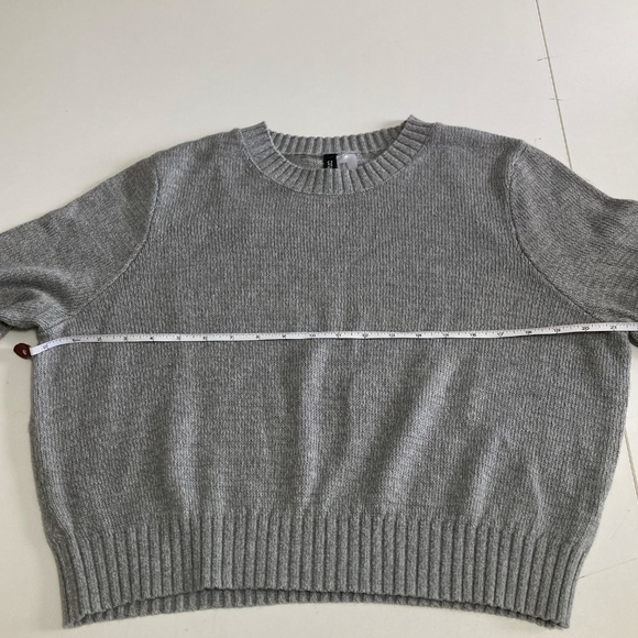 Gray Women's Sweater - Picture 3 of 4